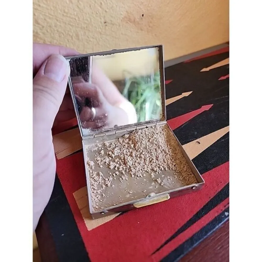 Vintage Porcelain Couple Mirror‎ Gold Compact Trinket Pill Box Case